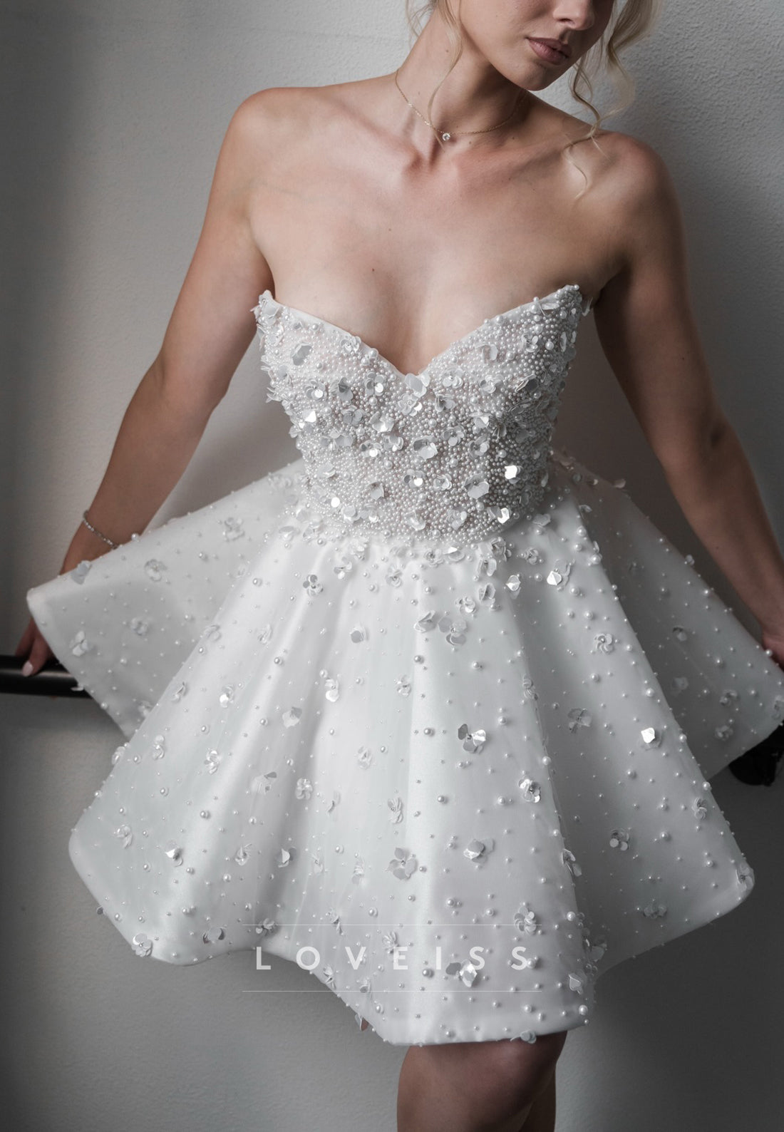 Sweetheart Floral Embellished Beaded Short Wedding Dress