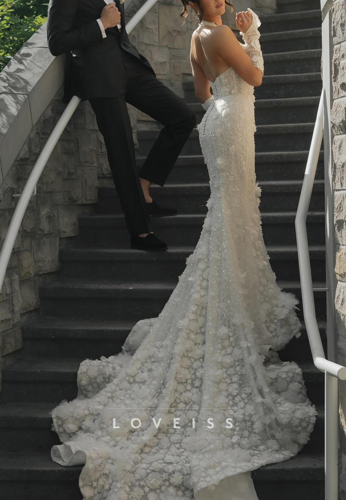 Sweetheart Halter Floral Embellished Beaded Mermaid Wedding Dress