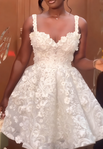 Sweetheart Lace Appliques A-Line Short Wedding Dress