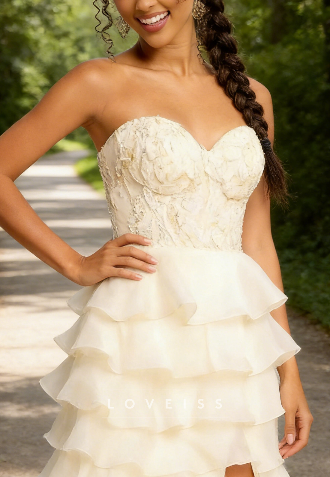 Sweetheart Lace Appliques Chiffon Tiered A-Line Prom Dress