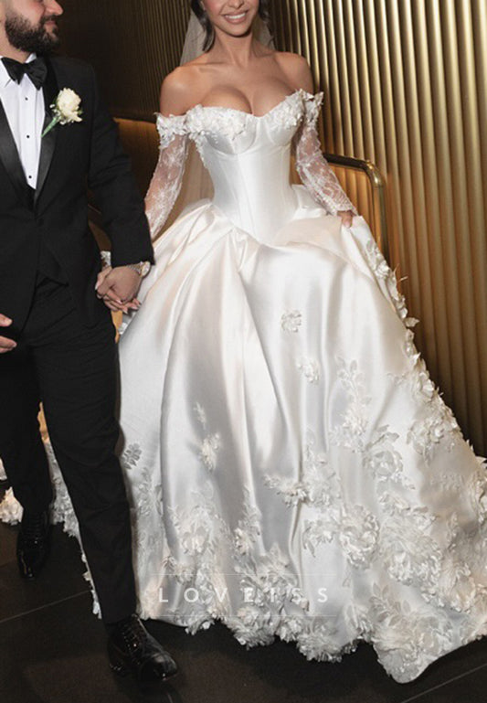 Sweetheart Long Sleeves Floral Appliques A-Line Satin Wedding Dress