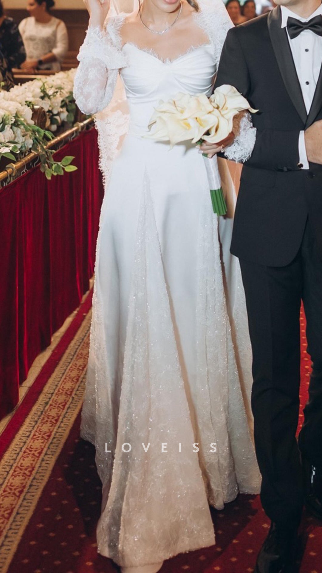 Sweetheart Long Sleeves Lace Appliques A-Line Wedding Dress