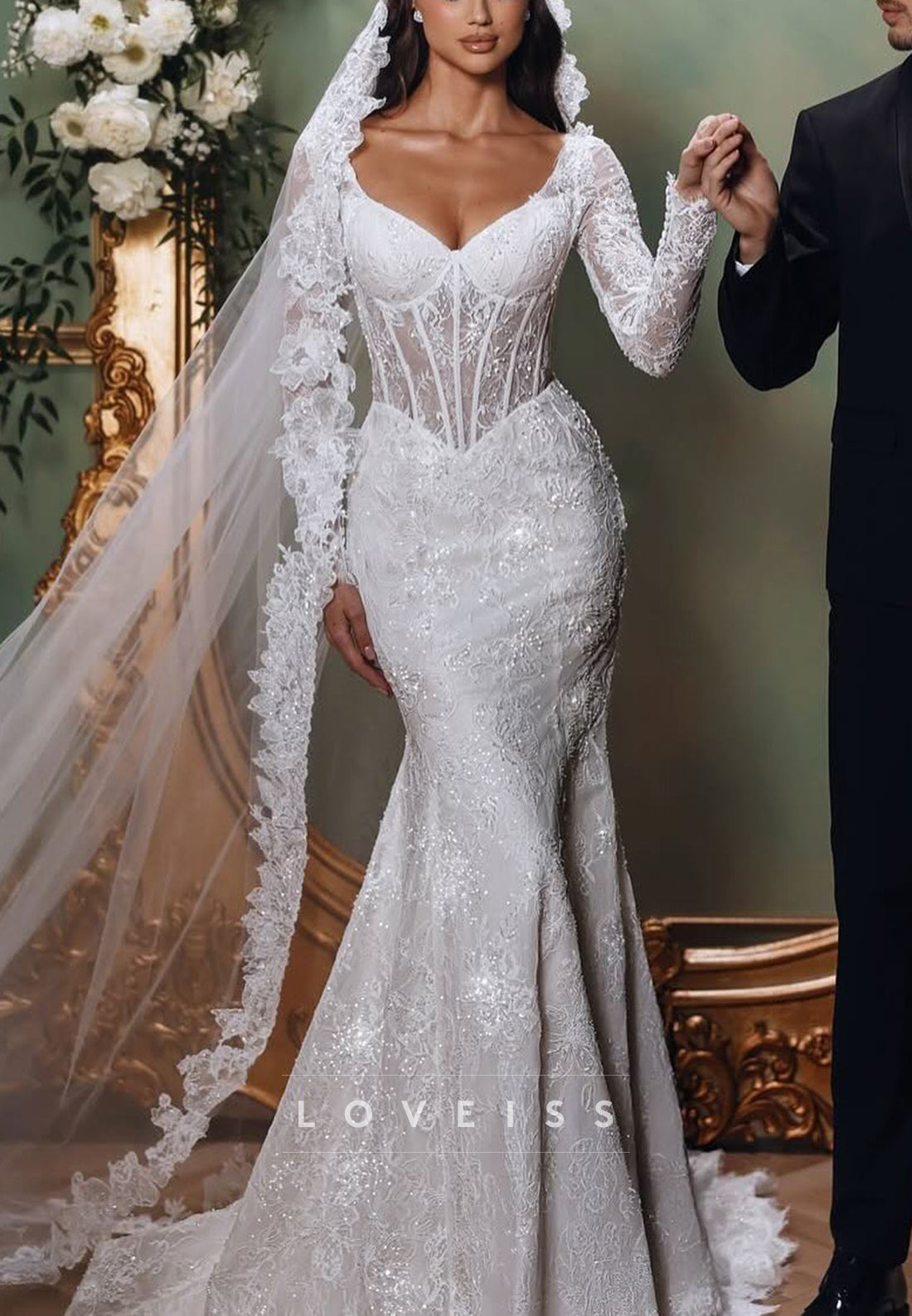 Sweetheart Long Sleeves Lace Appliques Mermaid Wedding Dress