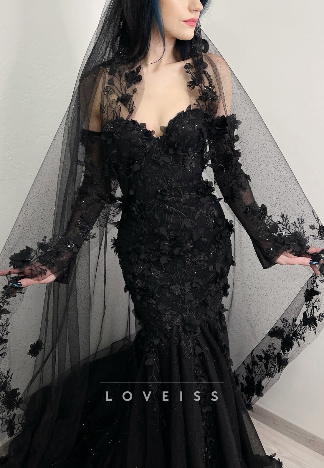 Sweetheart Long Sleeves Sequins Appliques Mermaid Black Wedding Dress