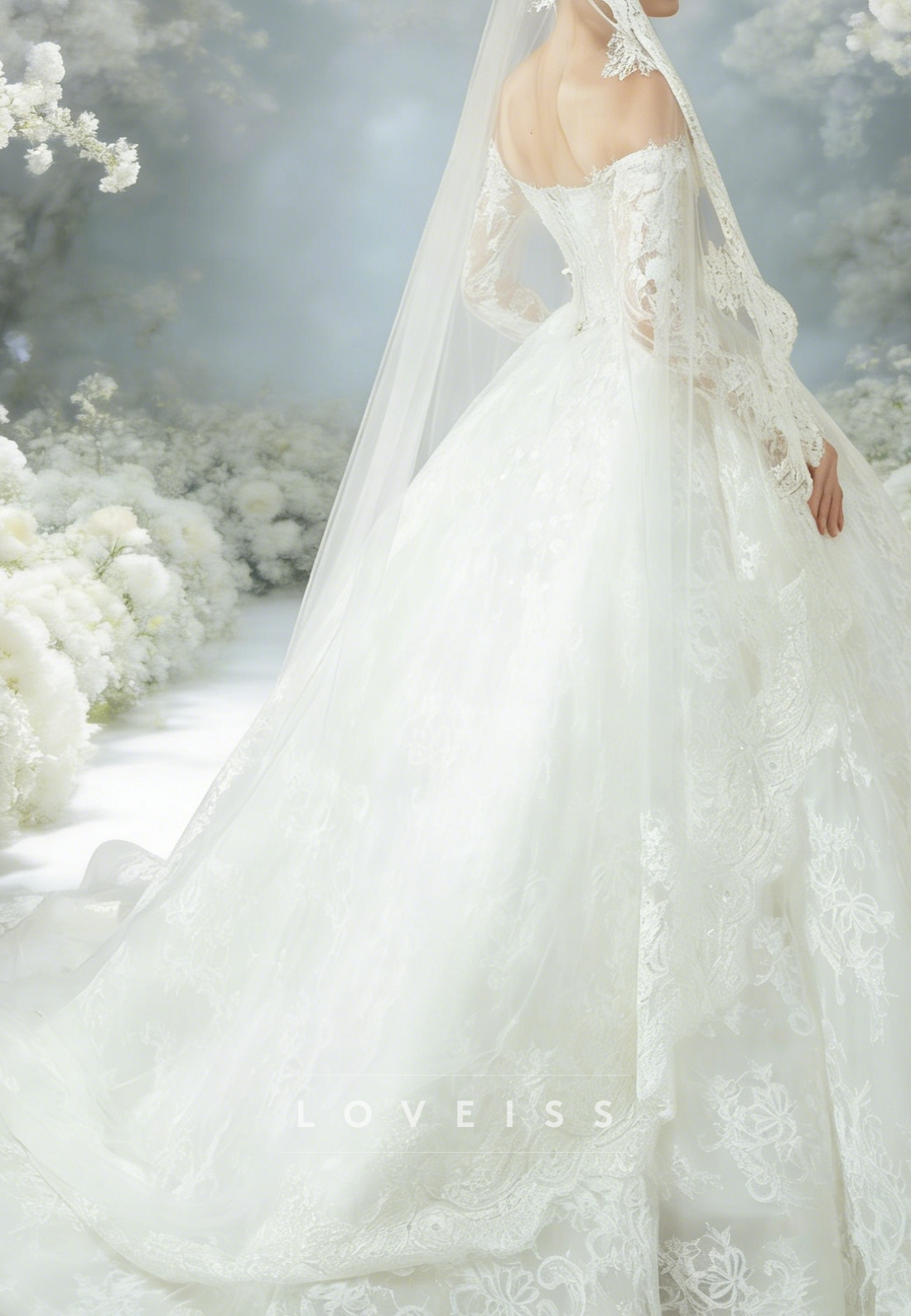Sweetheart Long Tulle Sleeves Lace Appliques Bridal Gown