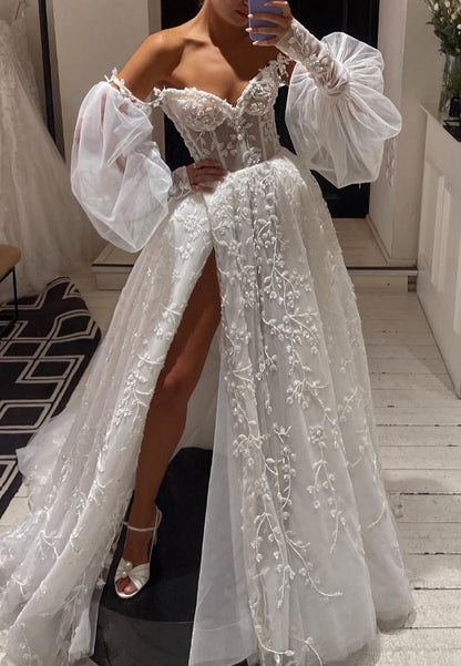 Sweetheart Puff Sleeves Floral Appliques A-Line Wedding Dress