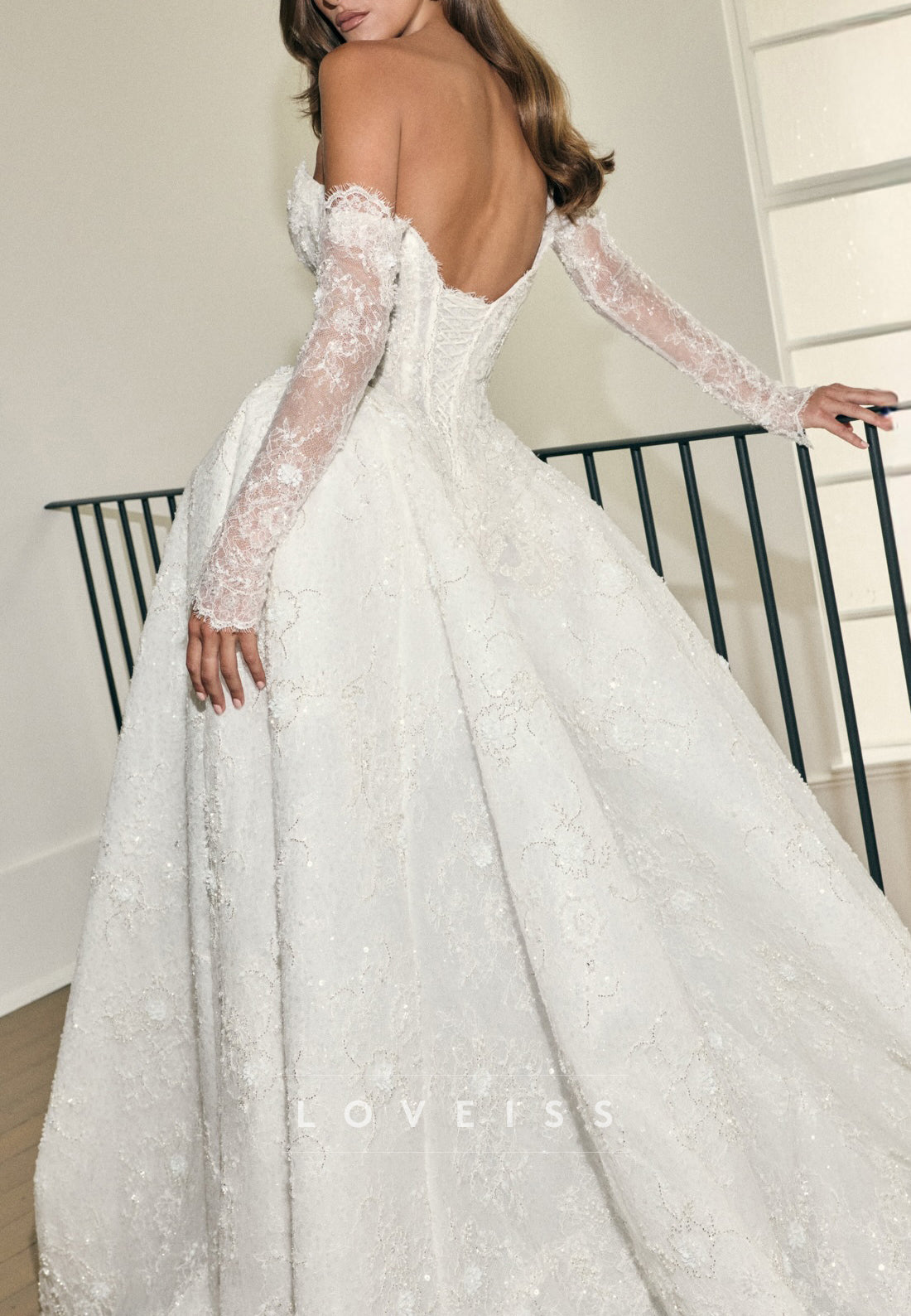 Sweetheart Sequins Appliques A-Line Wedding Dress