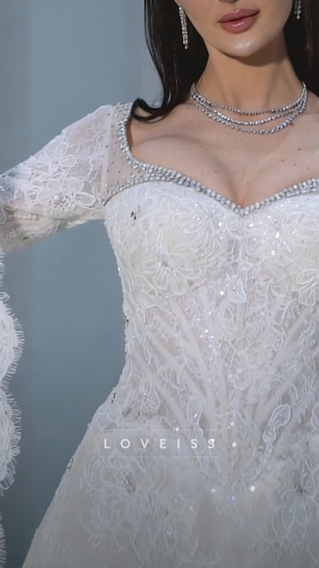 Sweetheart Sequins Appliques Long Sleeves A-Line Wedding Dress