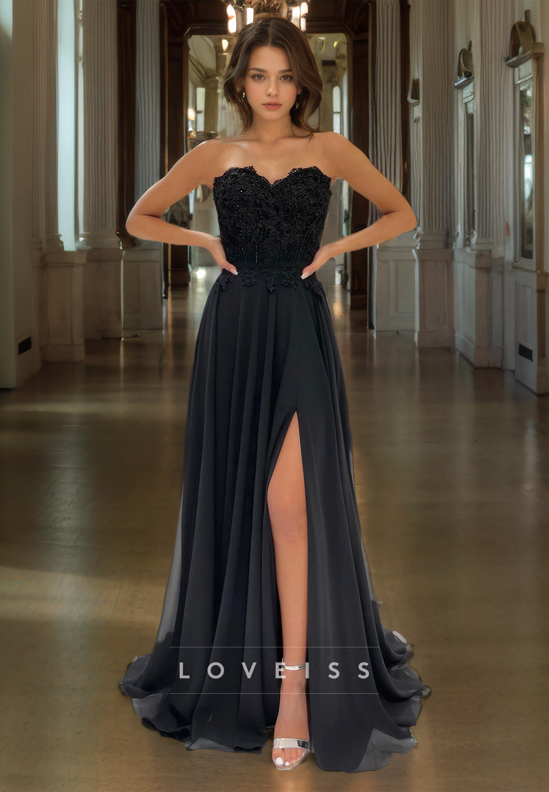 Sweetheart Sleeveless Appliques Pleated A-Line Prom Dress