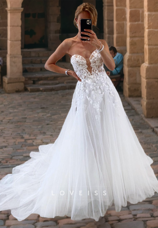 Sweetheart Sleeveless Appliques Tulle Ball Gown Wedding Dress