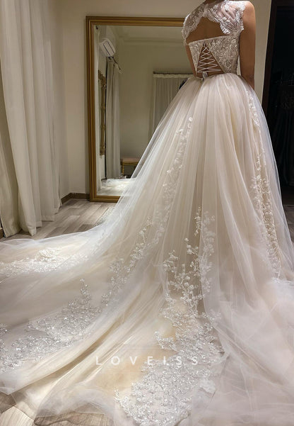 Sweetheart Sleeveless Appliques Tulle Ball Gown Wedding Dress