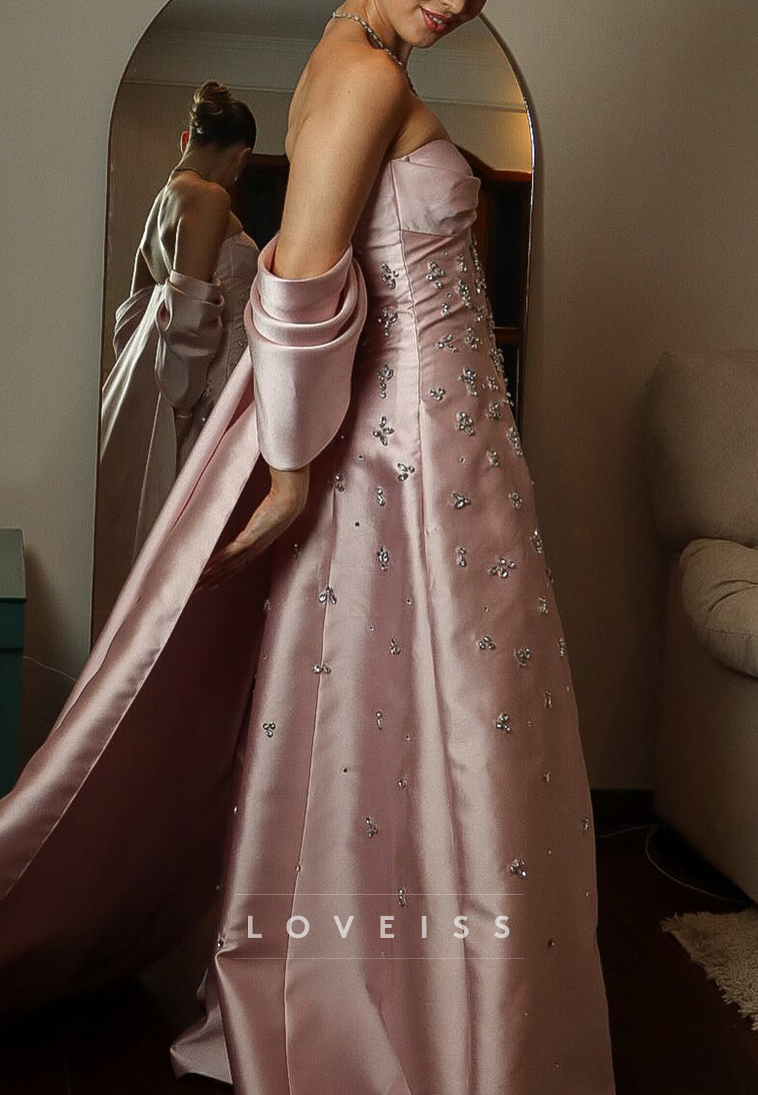 Sweetheart Sleeveless Beaded Sparkly Satin A-Line Evening Dress