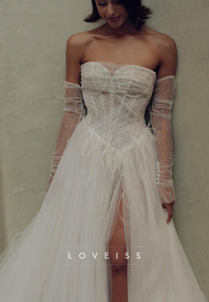 Sweetheart Sleeveless Feathered Tulle A-Line Wedding Dress