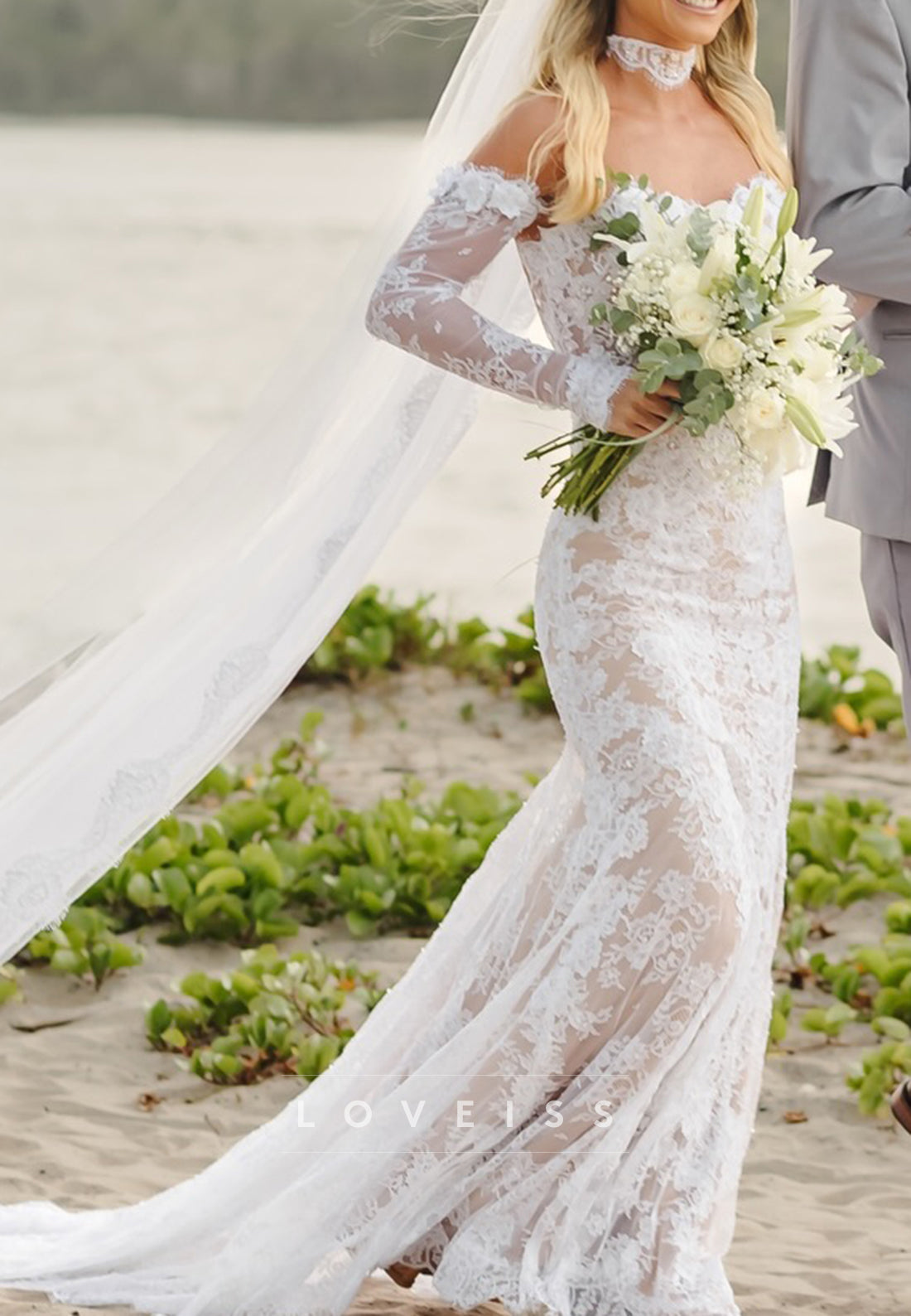 Sweetheart Sleeveless Floral Appliques Mermaid Wedding Dress