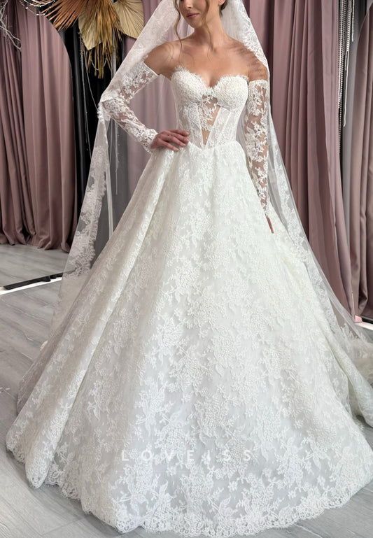 Sweetheart Sleeveless Lace Appliques A-Line Wedding Dress