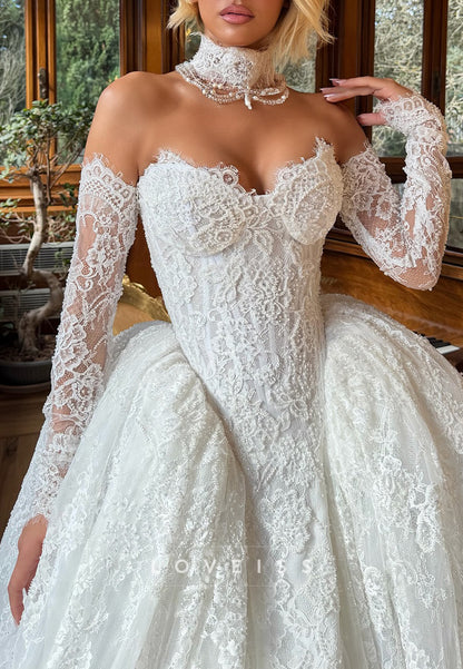 Sweetheart Sleeveless Lace Appliques Ball Gown Wedding Dress