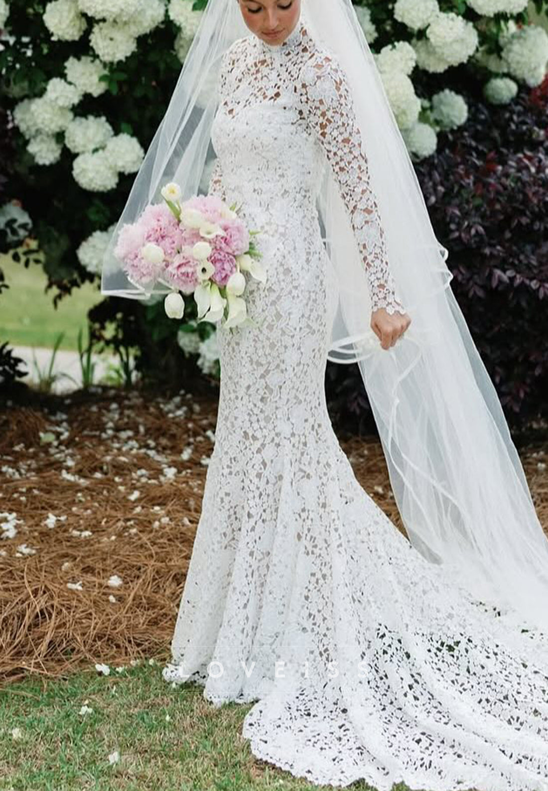 Sweetheart Sleeveless Lace Appliques Mermaid Wedding Dress