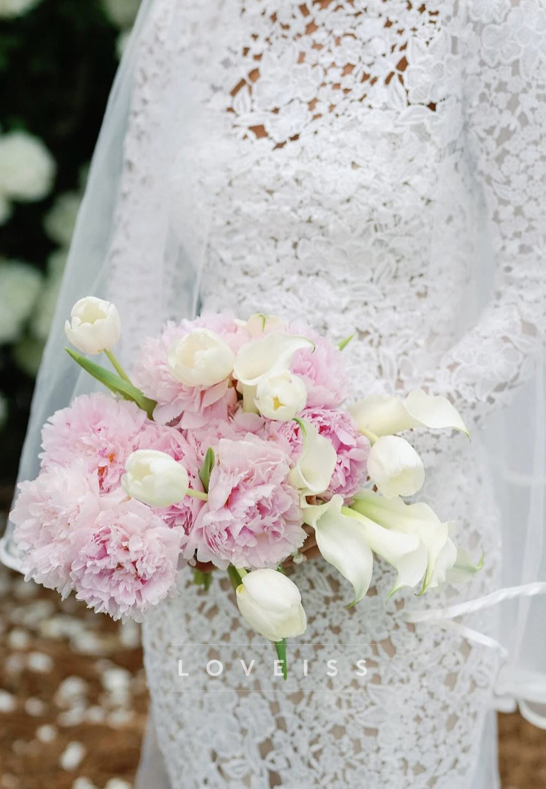 Sweetheart Sleeveless Lace Appliques Mermaid Wedding Dress