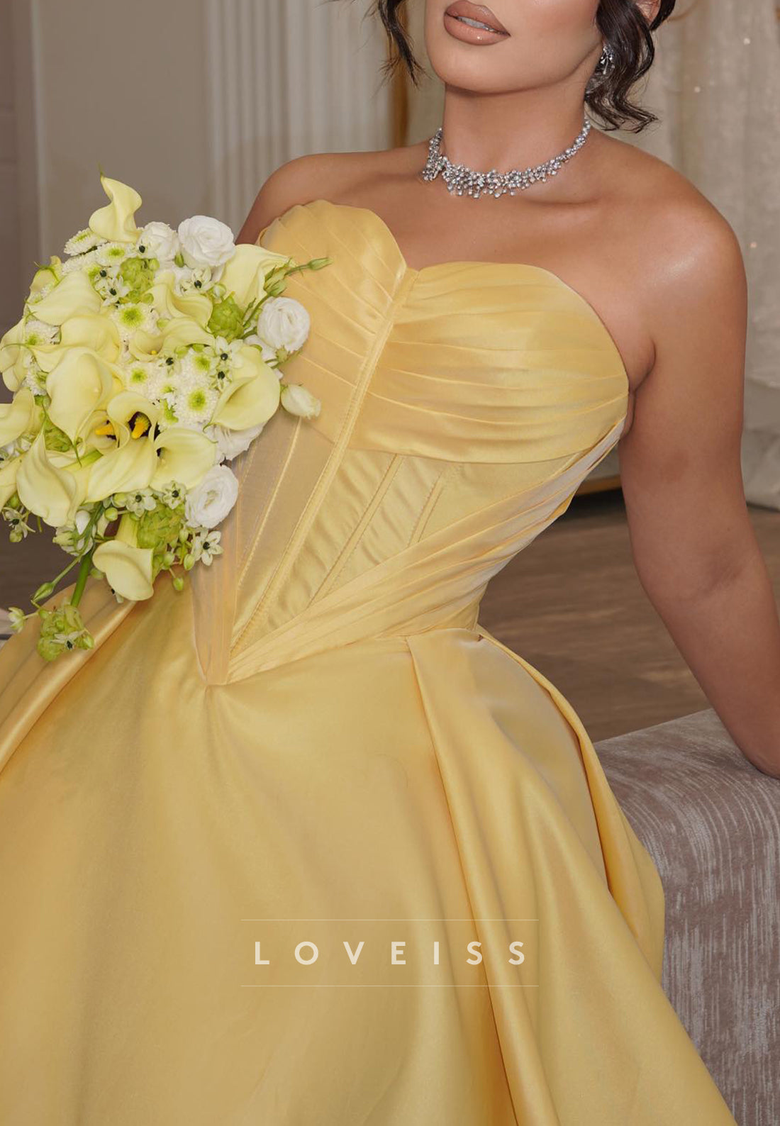 Sweetheart Sleeveless Pleated Satin A-Line Evening Dress