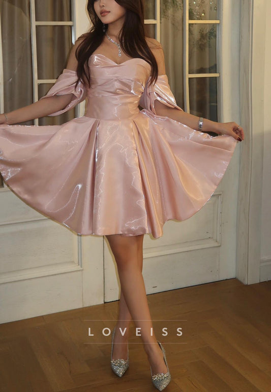 Sweetheart Sleeves Pleated A-Line Short Homecoming  Dress