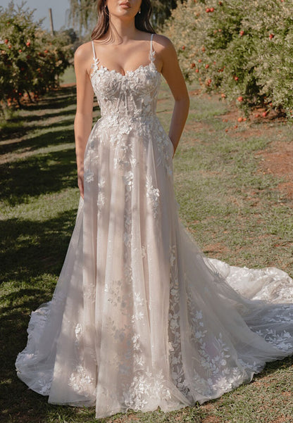 Sweetheart Spaghetti Straps Appliques A-Line Wedding Dress