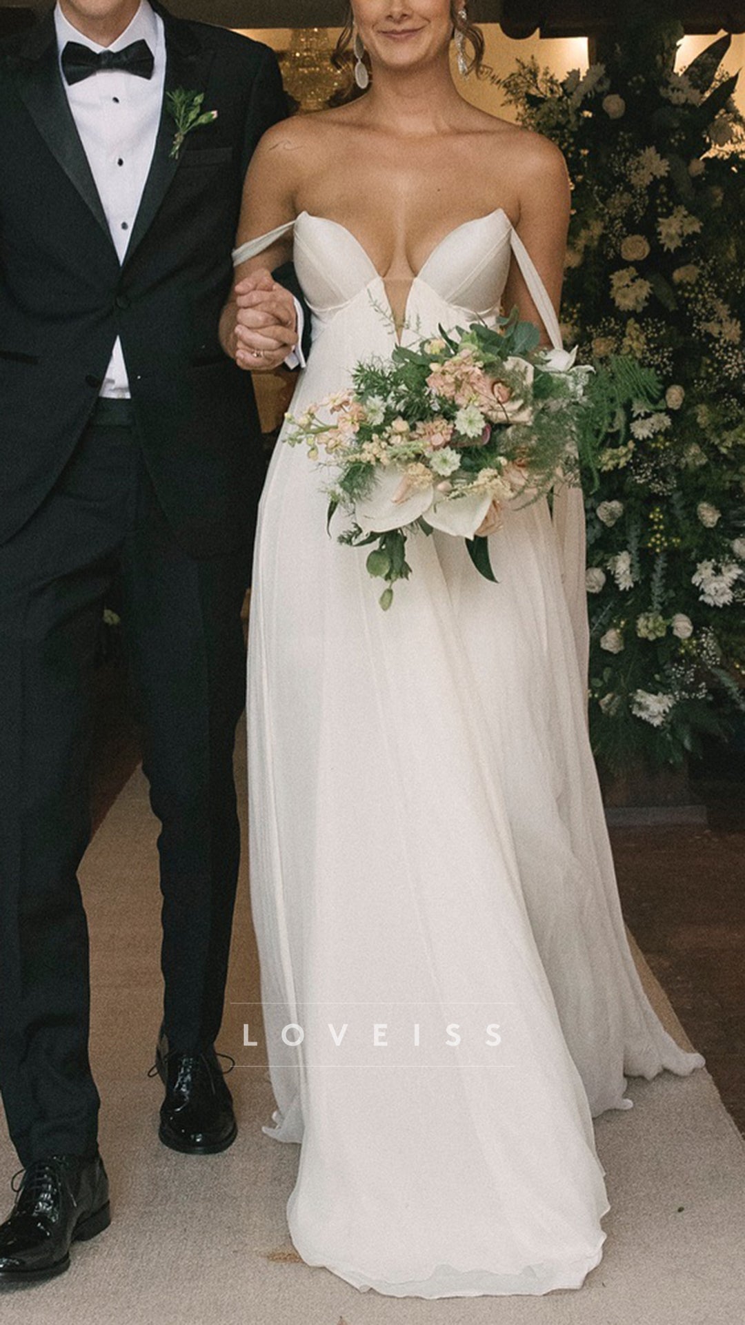 Sweetheart Strapless Chiffon A-Line Beach Summer Wedding Dress