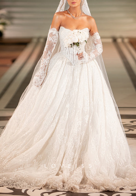 Sweetheart Strapless Lace Appliques Ball Gown Wedding Dress