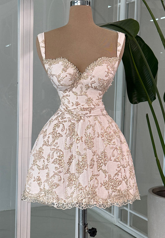 Sweetheart Straps Appliques A-Line Party Homecoming Dress