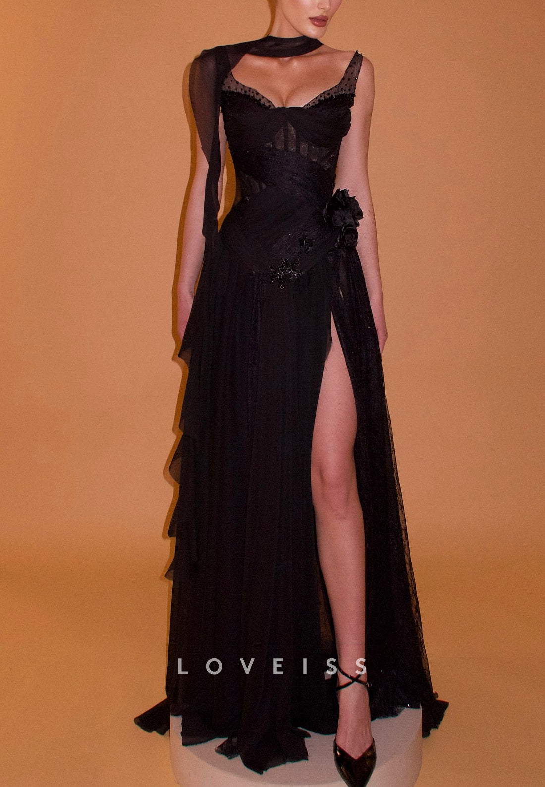 Sweetheart Straps Pleated Floral Embellished A-Line Prom Dress