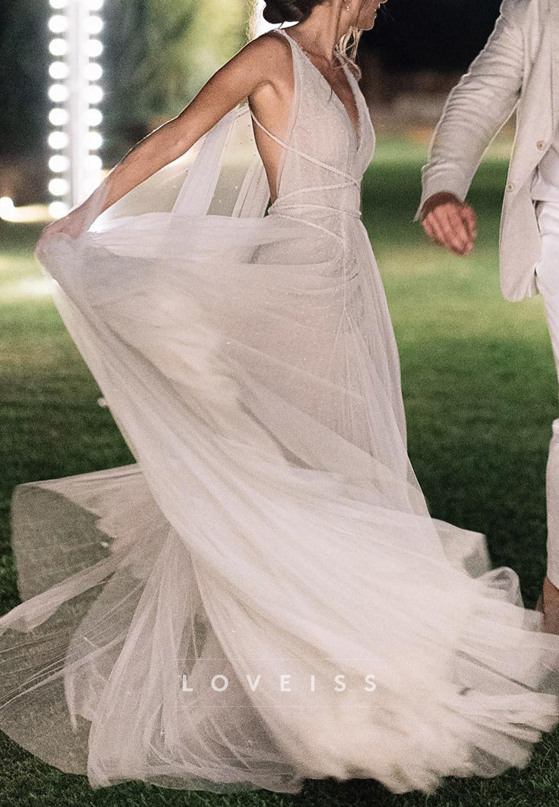 V-Neck Backless Sleeveless Tulle Pleated A-Line Summer Wedding Dress