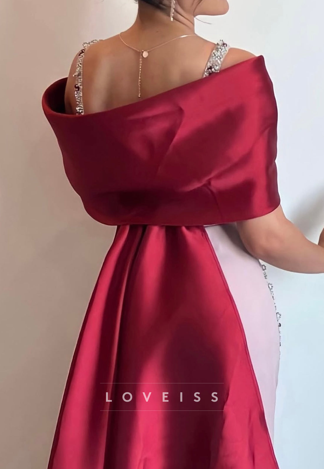 V-Neck Beaded Sleeveless Sheath Formal Dress