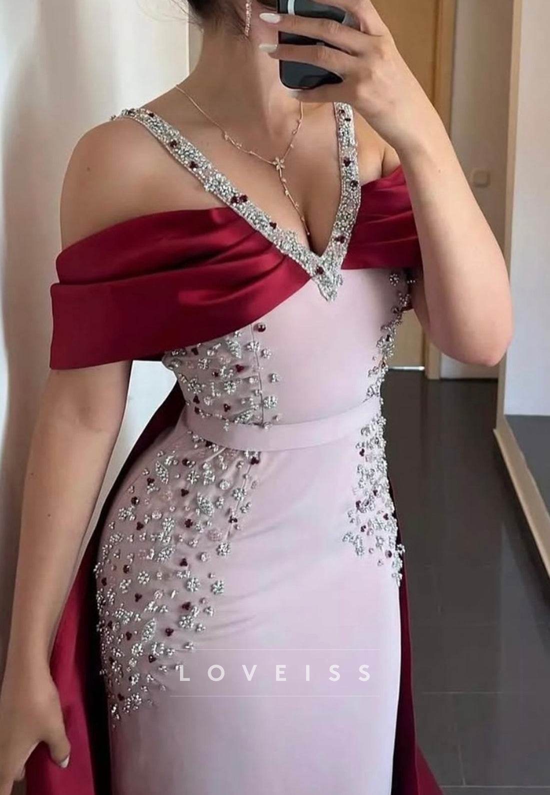V-Neck Beaded Sleeveless Sheath Formal Dress