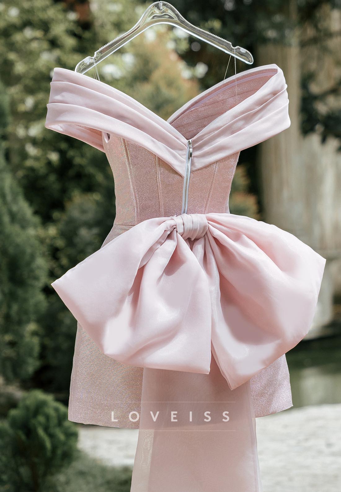 V-Neck Bowknot A-Line Sleeveless Party Short Homecoming Dress