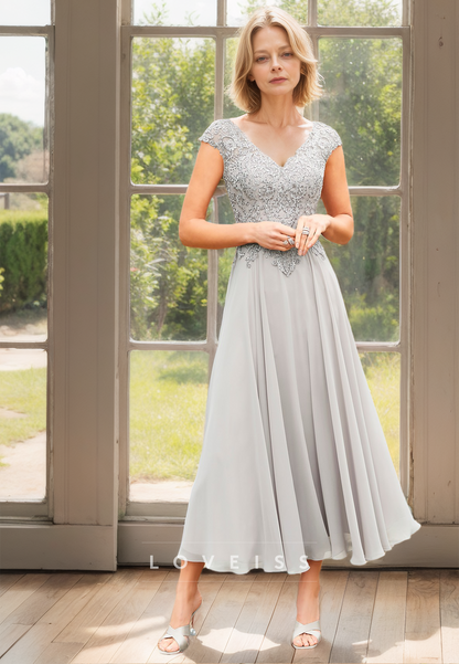 V-Neck Cap Sleeves Appliques Chiffon Pleated A-Line Mother of Bride Dress