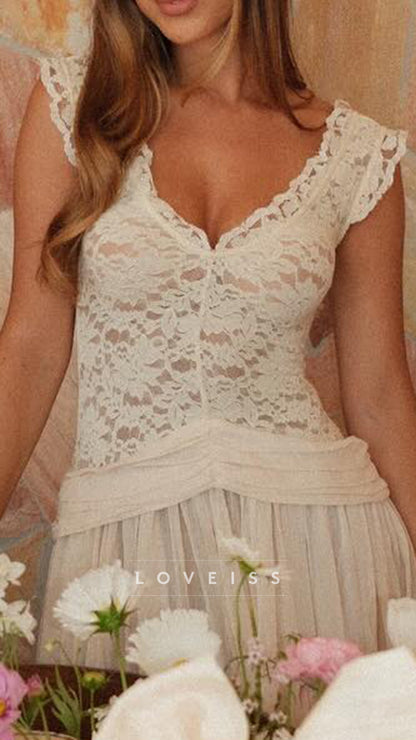 V-Neck Cap Sleeves Lace Appliques A-Line Wedding Dress