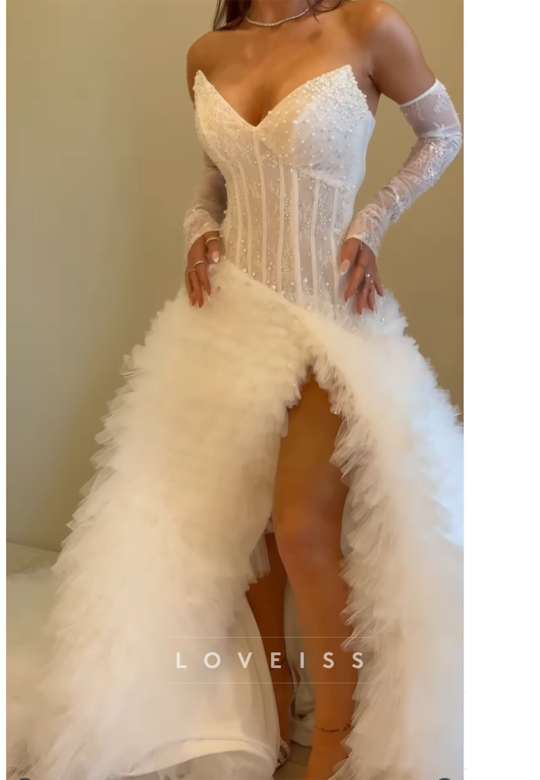 V-Neck Lace Appliques Corset Ball Gown Wedding Dress