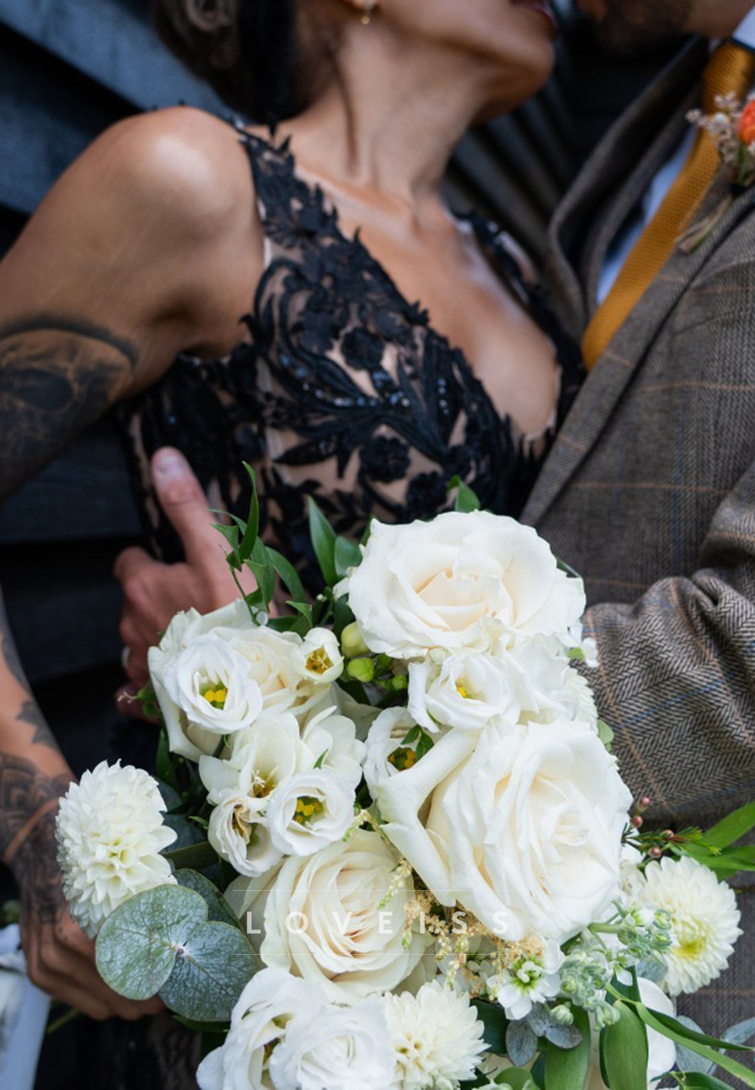 V-Neck Lace Appliques Mermaid Black Wedding Dress