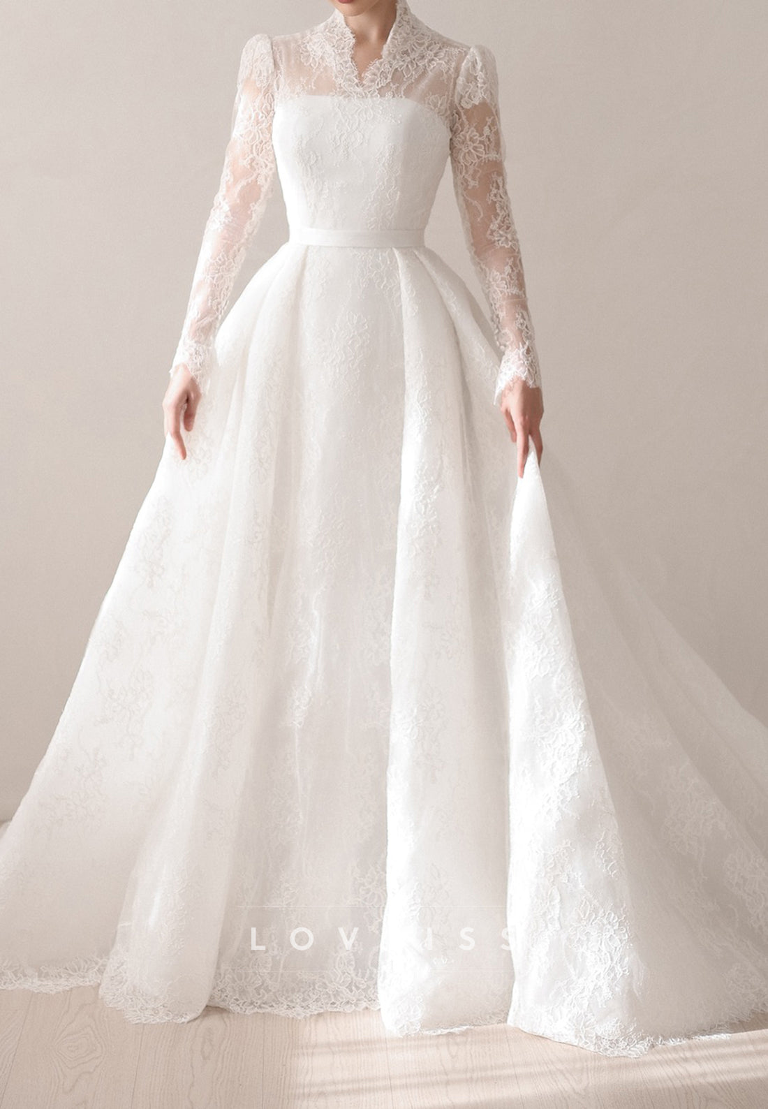 V-Neck Lace Appliques Long Sleeves A-Line Wedding Dress