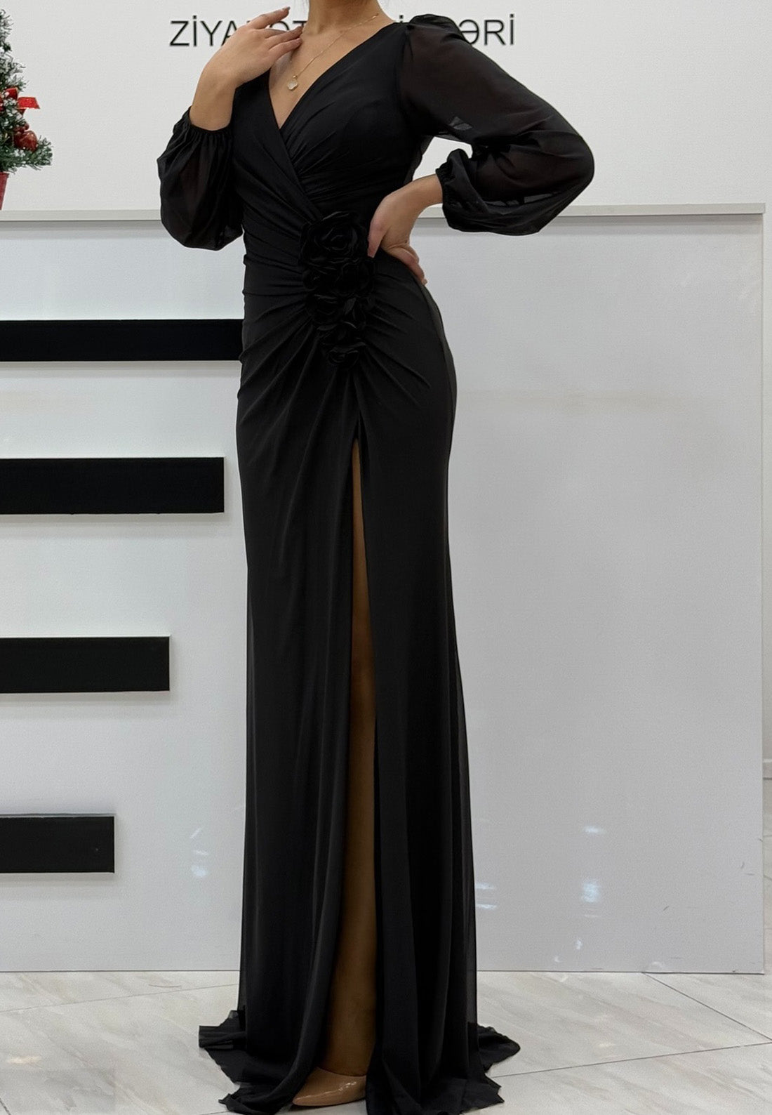 V-Neck Long Sleeves 3D Floral Ruched Sheath  Mother of Bride Dress