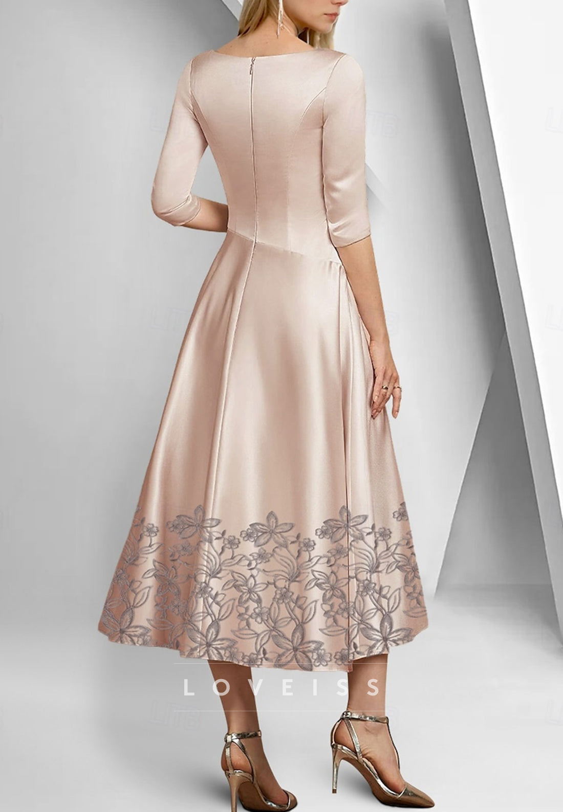 V-Neck Long Sleeves Appliques A-Line Midi Mother of Bride Dress