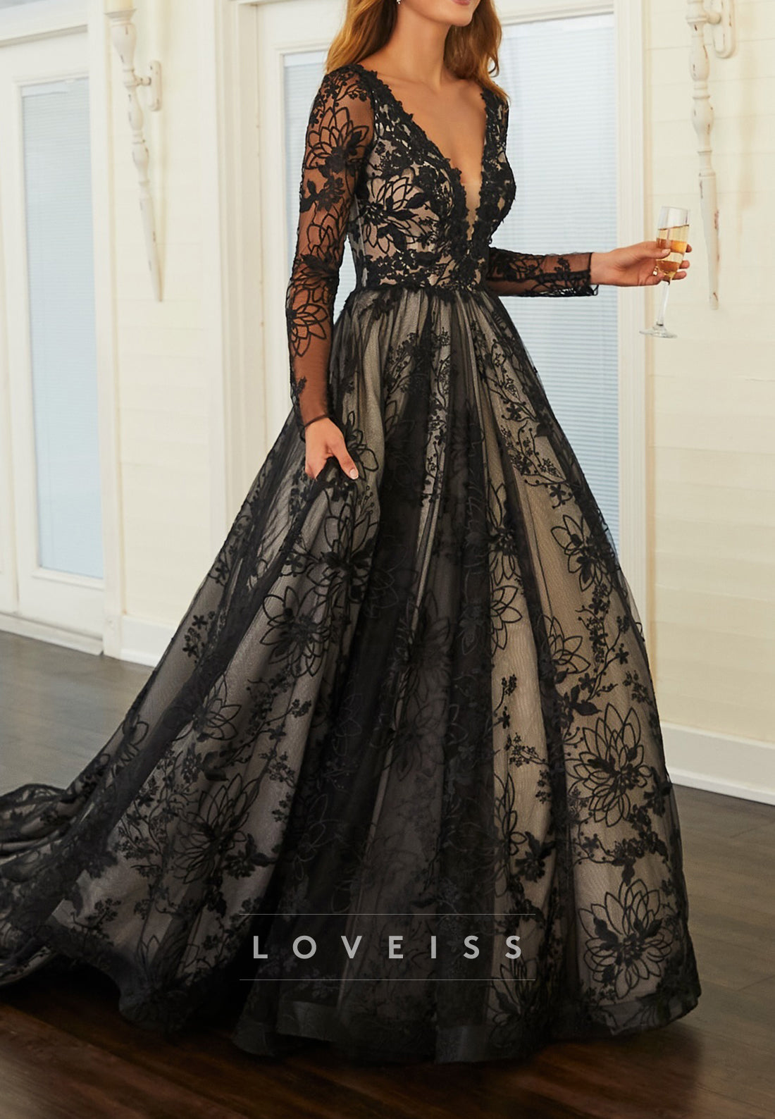 V-Neck Long Sleeves Appliques Black A-Line Wedding Dress