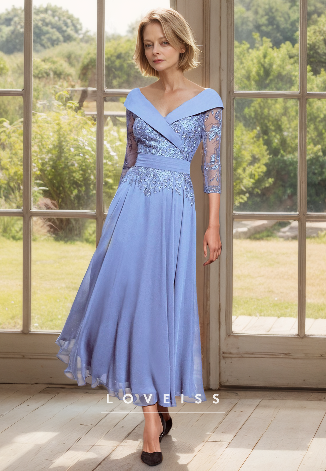 V-Neck Long Sleeves Appliques Chiffon A-Line Mother of Bride Dress