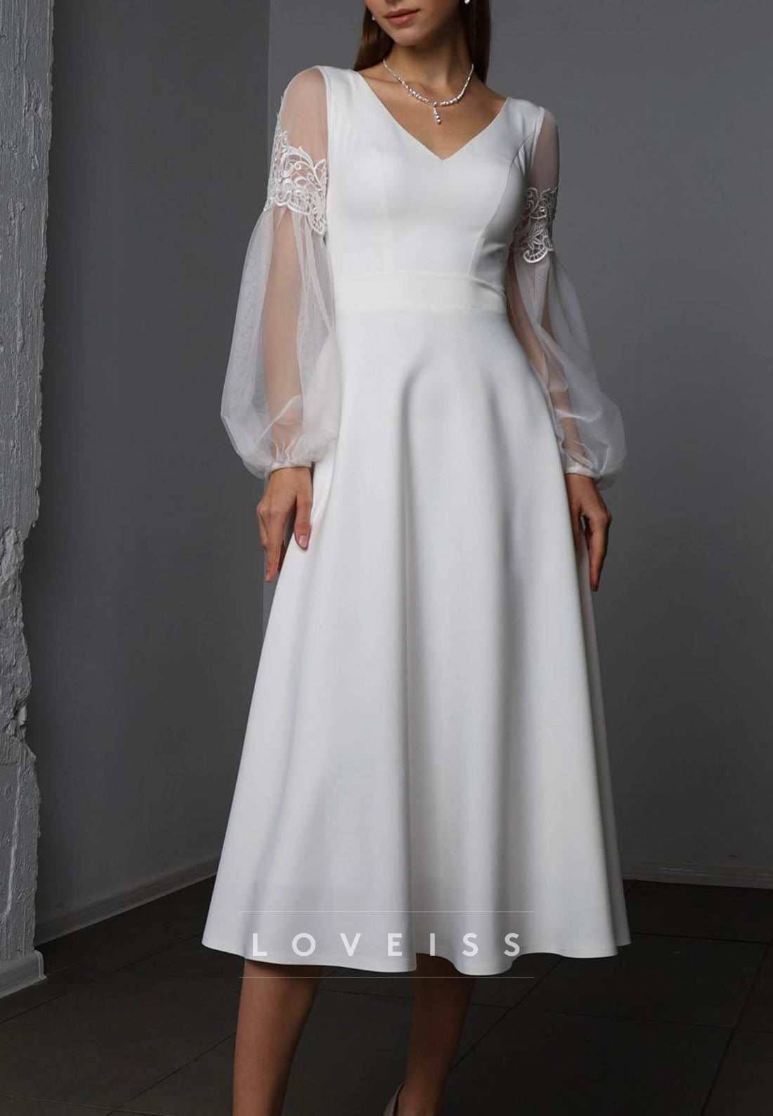 V-Neck Long Sleeves Appliques Midi A-Line Wedding Dress