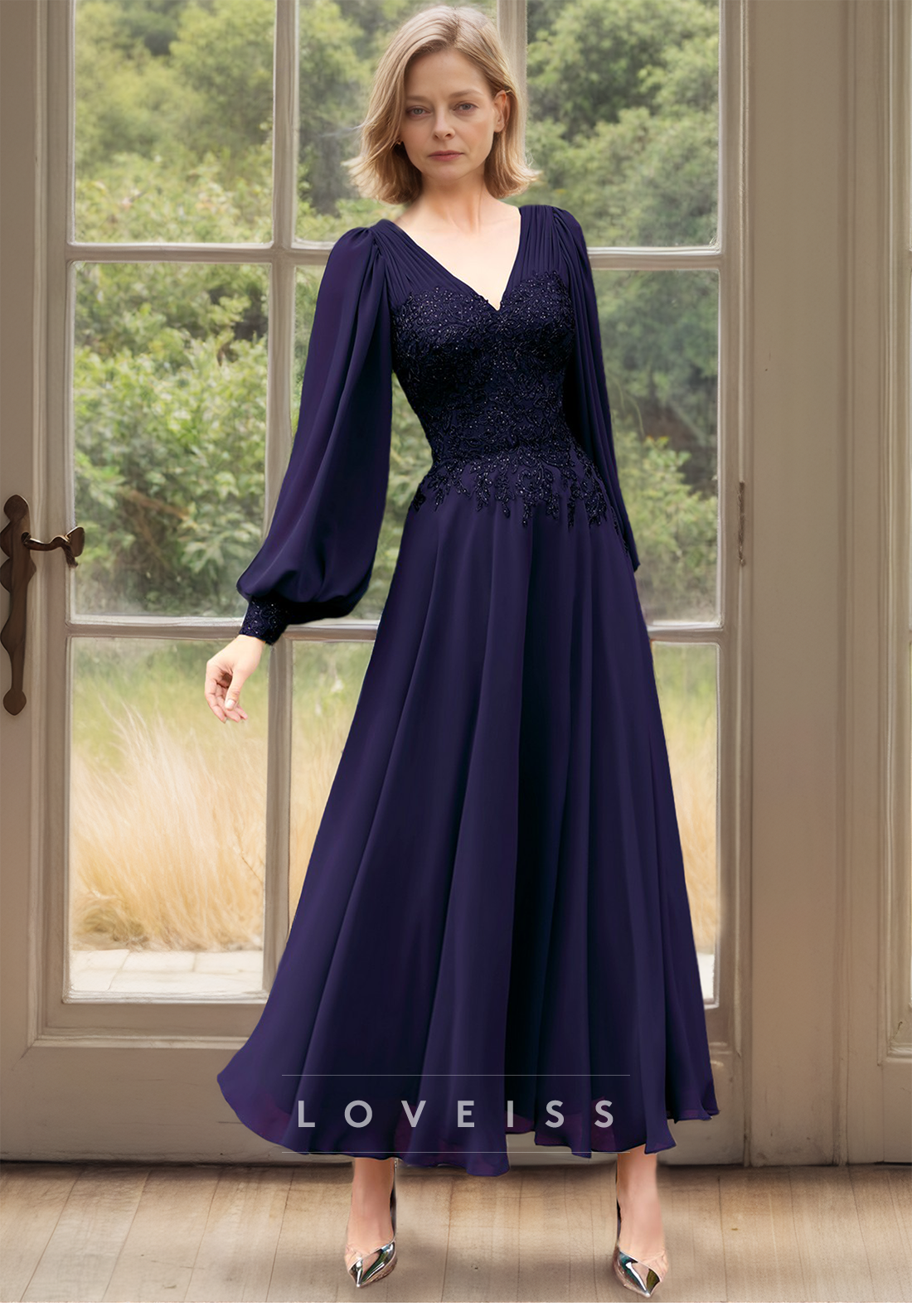 V-Neck Long Sleeves Appliques Pleated Chiffon A-Line Mother of Bride Dress