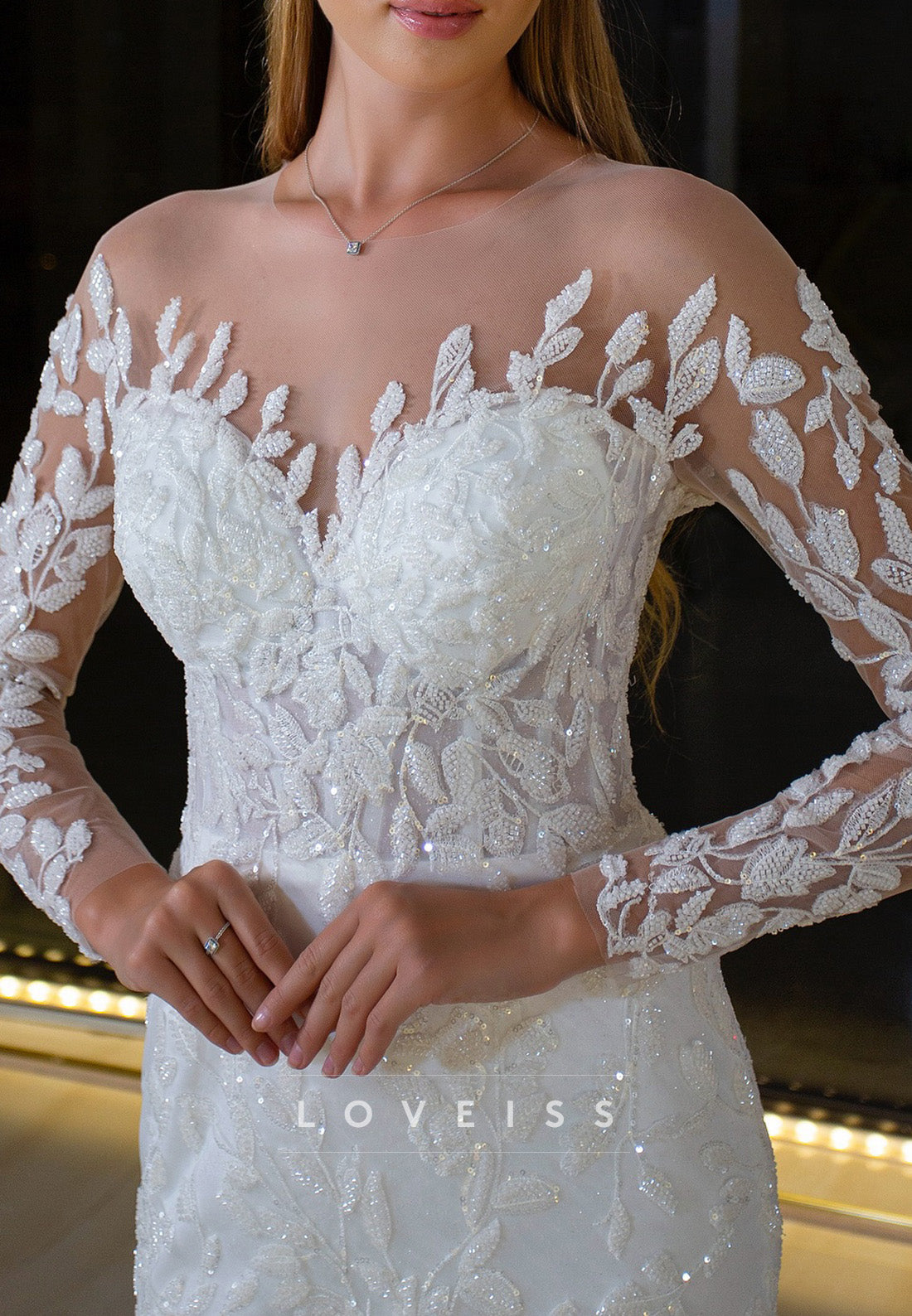 V-Neck Long Sleeves Appliques Sheath Sparkly Wedding Dress