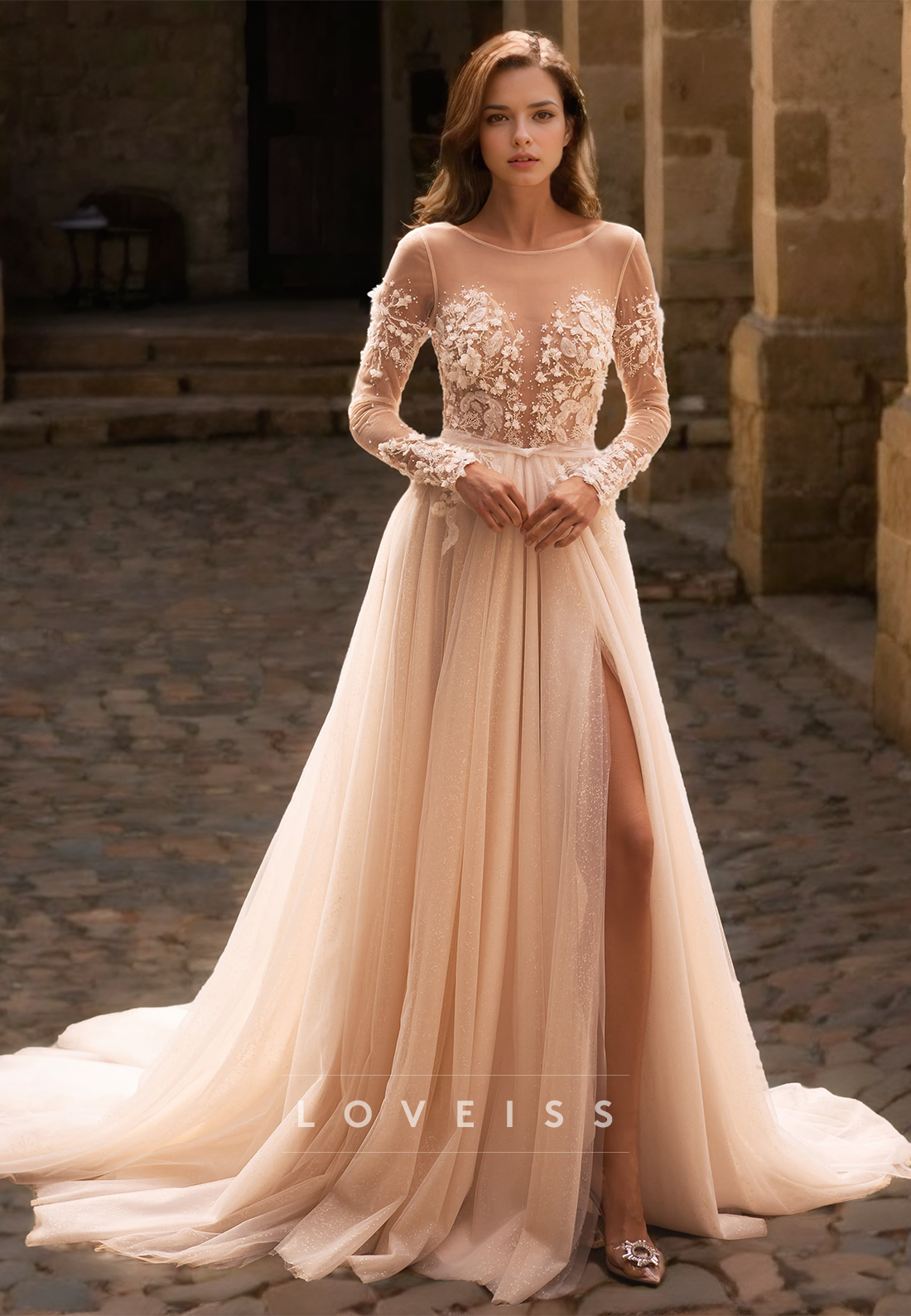 V-Neck Long Sleeves Appliques Tulle A-Line Wedding Dress