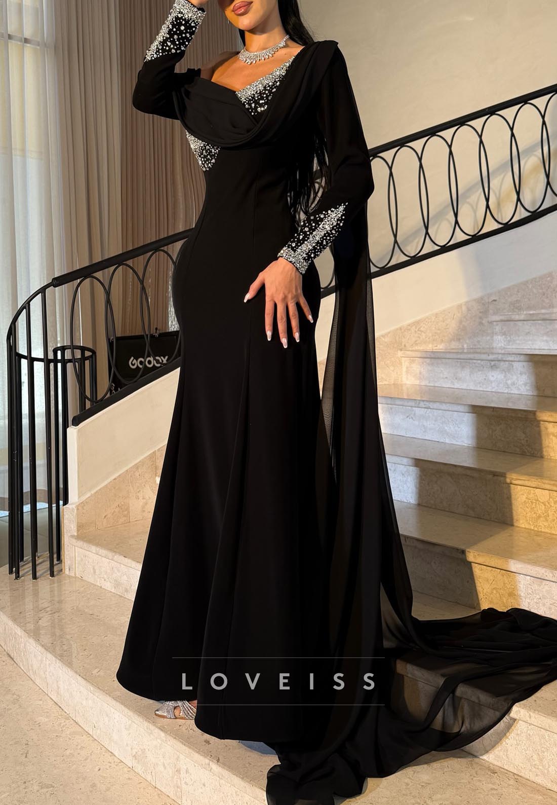V-Neck Long Sleeves Beaded Mermaid Evening Dress