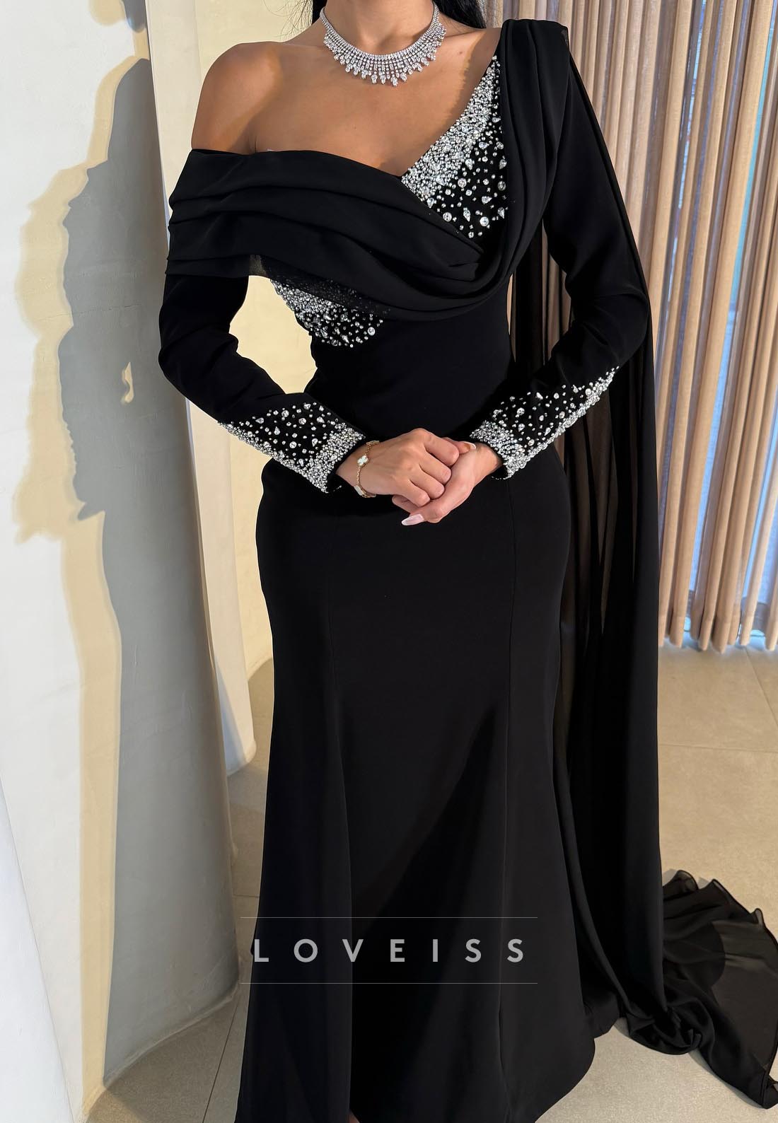 V-Neck Long Sleeves Beaded Mermaid Evening Dress