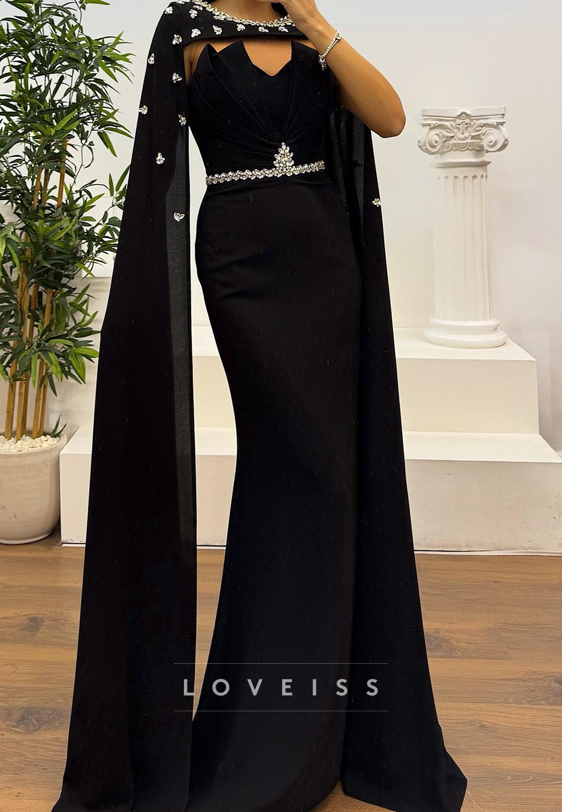 V-Neck Long Sleeves Beading Mermaid Formal Dress
