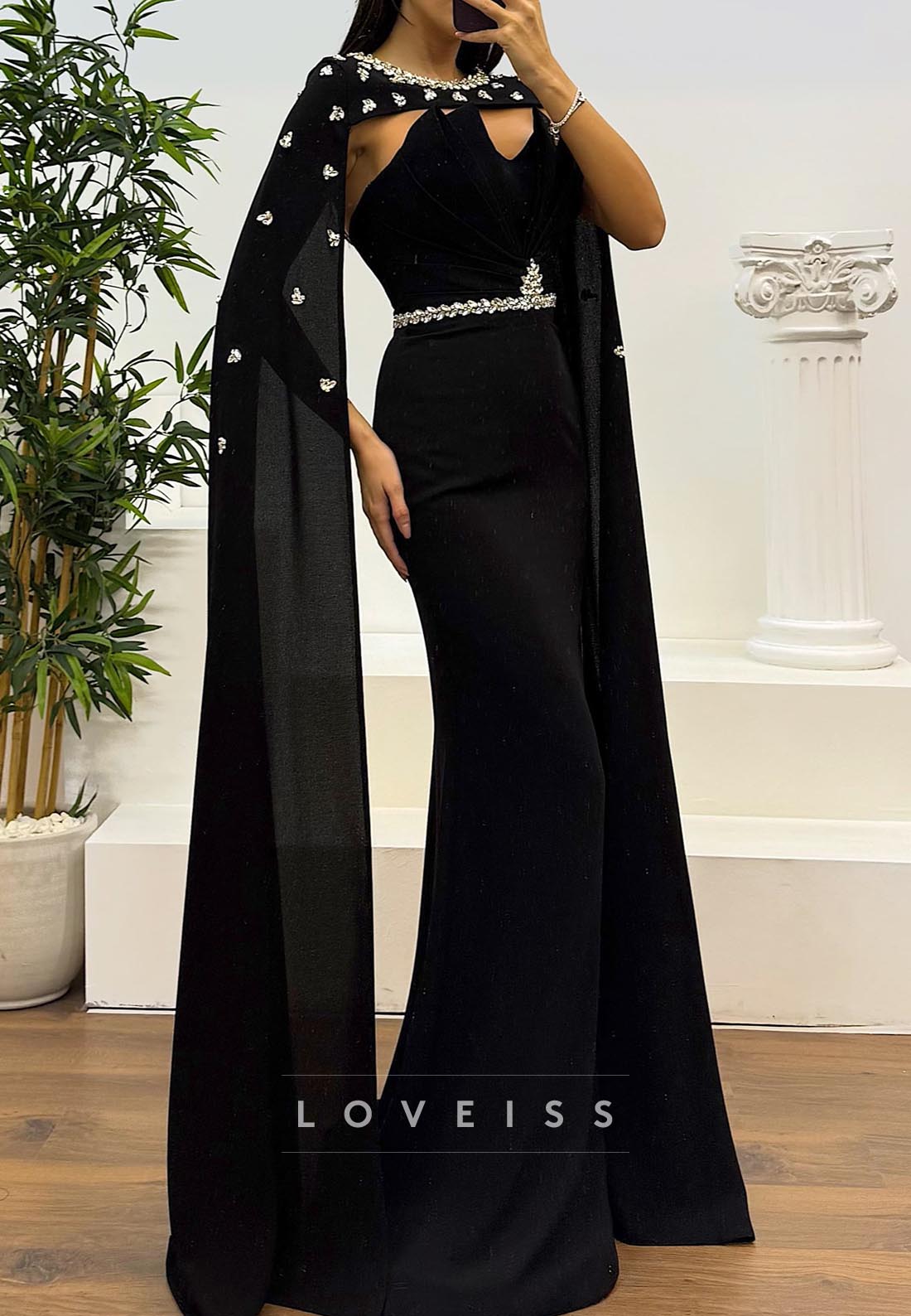 V-Neck Long Sleeves Beading Mermaid Formal Dress